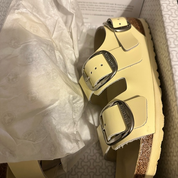 Birkenstock Milano Big Buckle High-Shine Sandals in Butter - worn once! - Picture 8 of 12